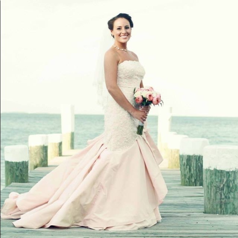Wedding gown